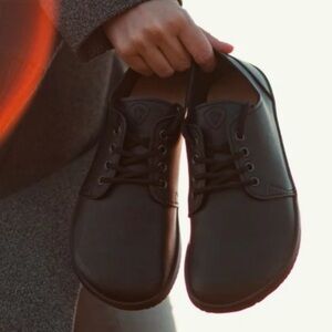 Ahinsa Bindu black vegan extra wide barefoot minimalist shoes Sz 40